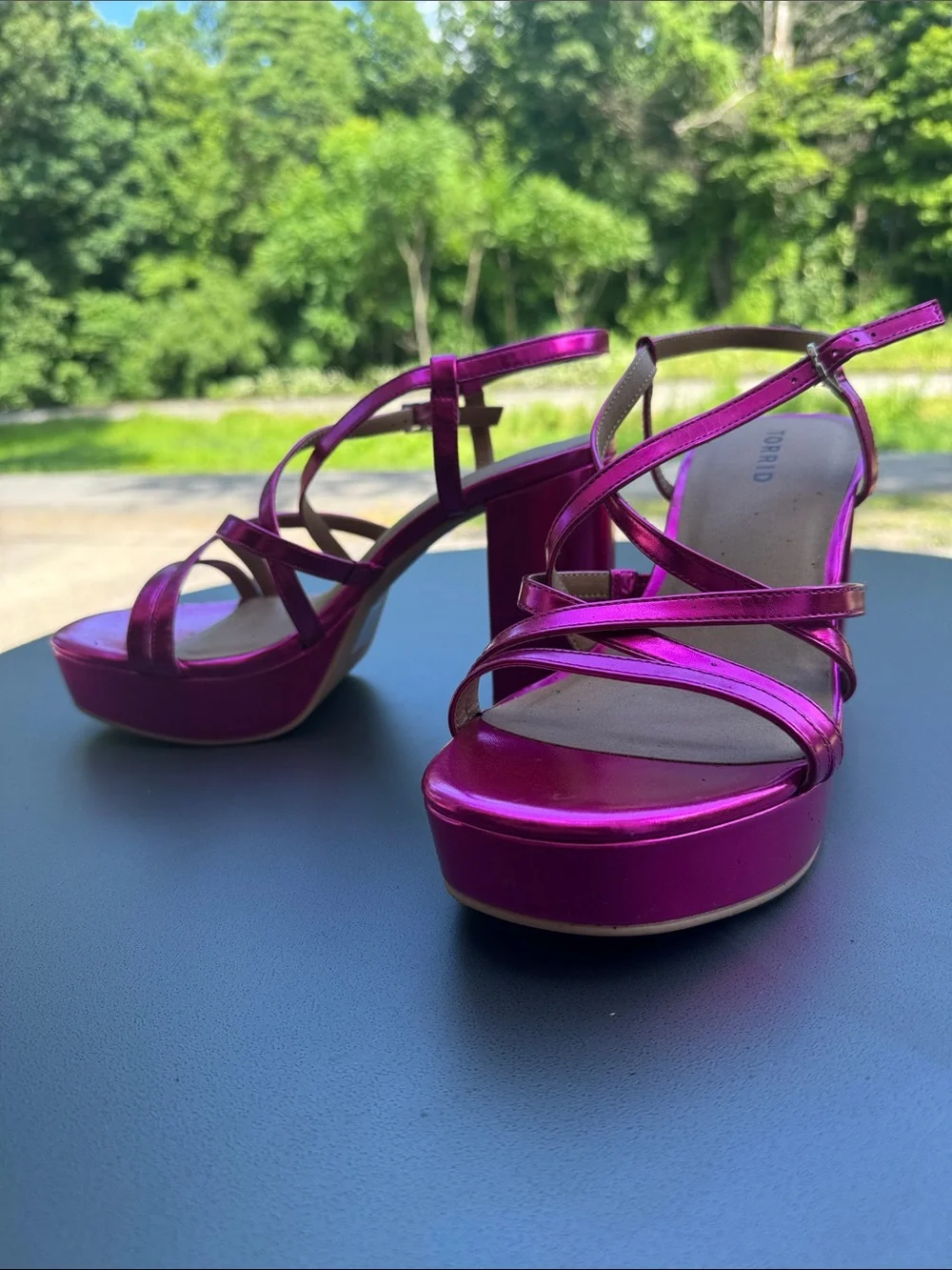 Metallic Magenta Platform Strappy Sandals - Women's